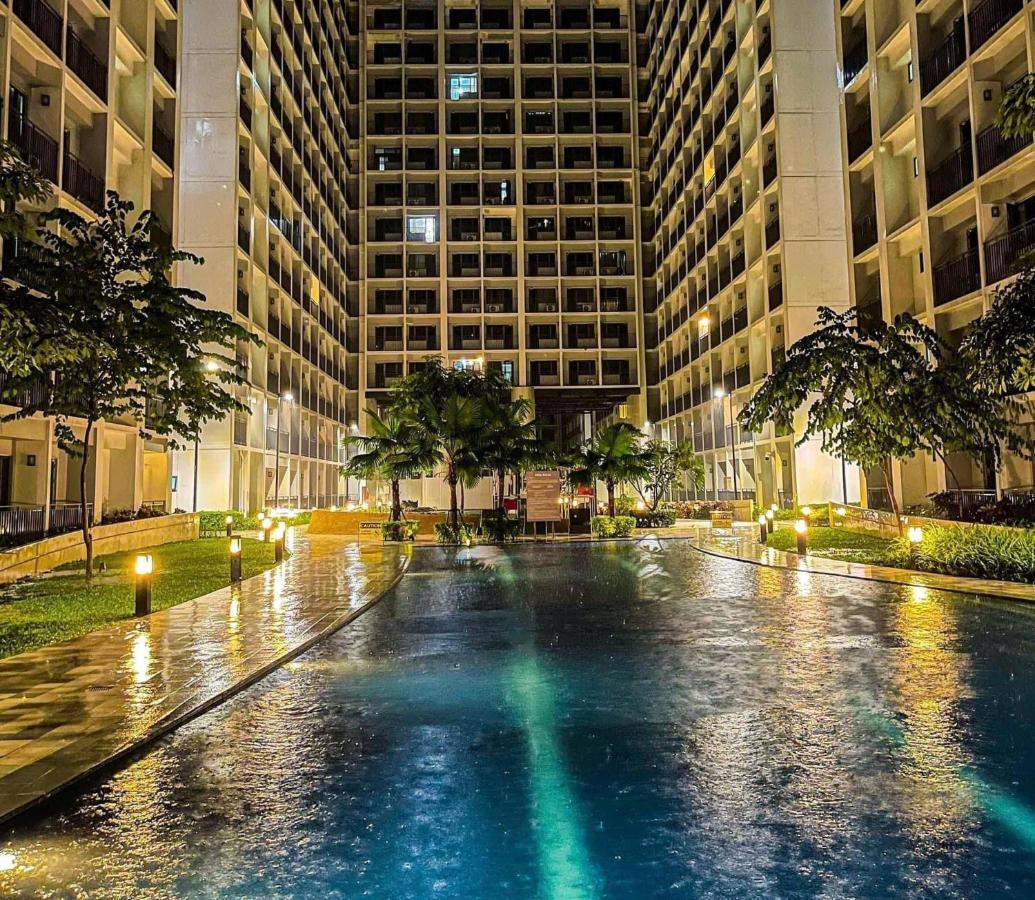 Shore Residence D7 Near Mall Of Asia & Airport マニラ市 エクステリア 写真