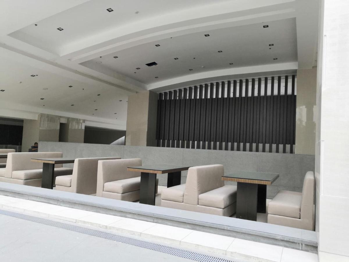 Shore Residence D7 Near Mall Of Asia & Airport マニラ市 エクステリア 写真